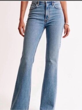 Abercrombie& Fitch curve love Ultra high rise vintage flare jean.